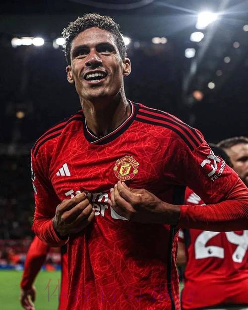 曼联已和瓦拉内接近谈妥 但还未正式向皇马报价 曼联已和瓦拉内接近谈妥 但还未正式向皇马报价